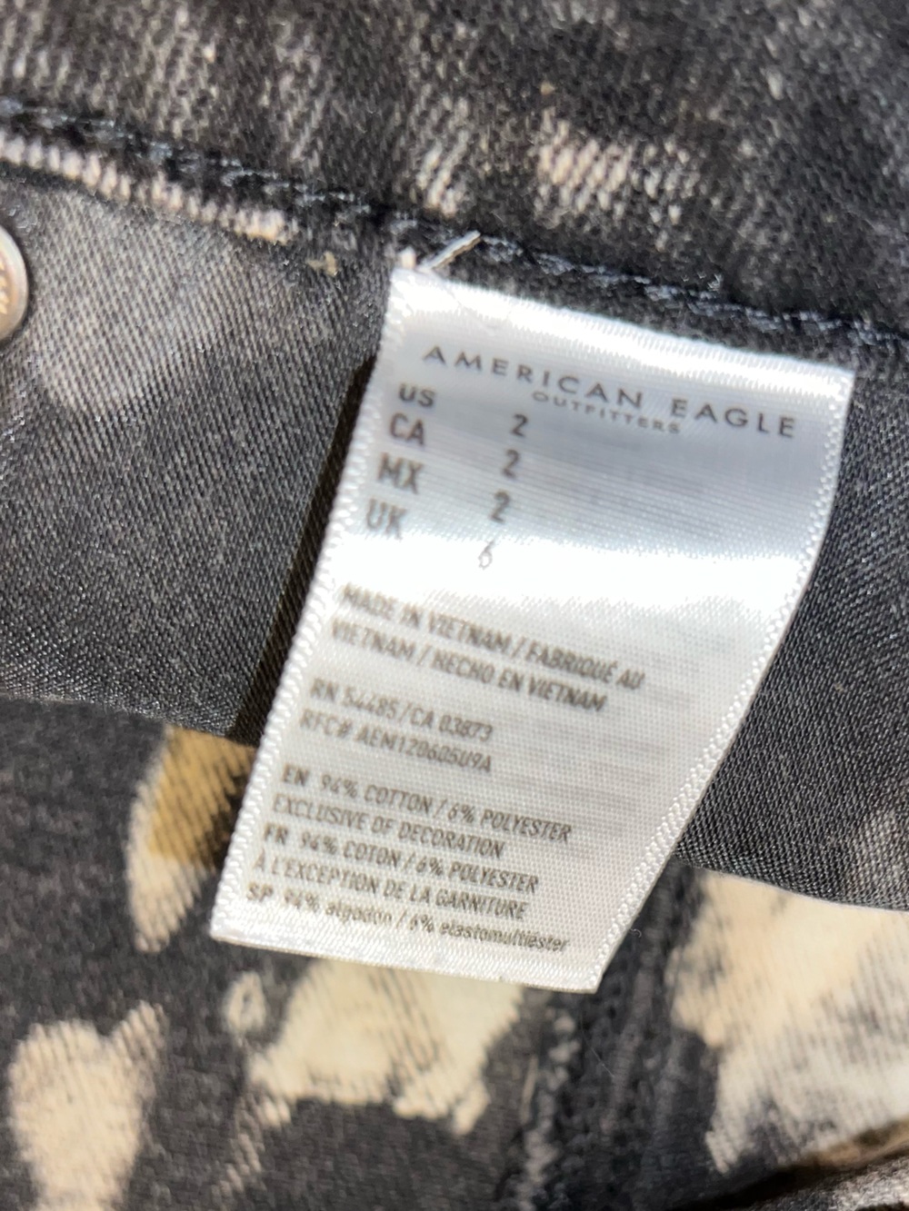 American Eagle Moto Denim Black Button Front 90’s Grunge Goth Mini Skirt Size 2 - Picture 6 of 6
